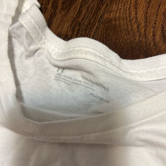 Mens Underarmour Freedom t-shirt  - Picture 2 of 4